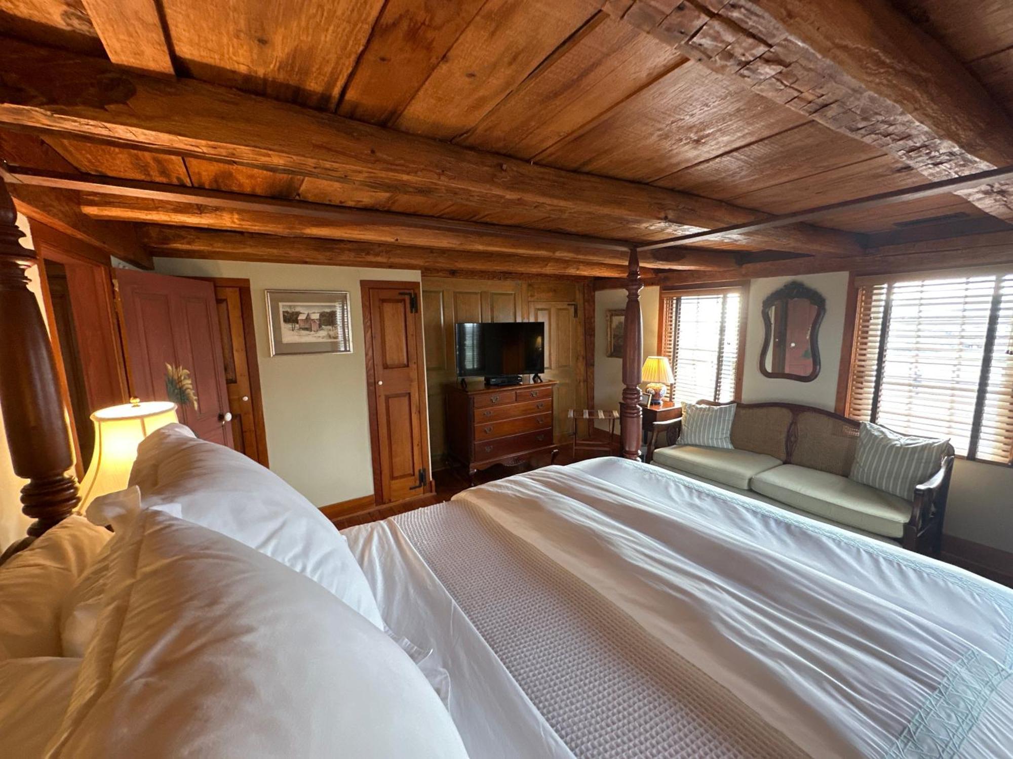 Bed and Breakfast The 1708 House Southampton Zewnętrze zdjęcie