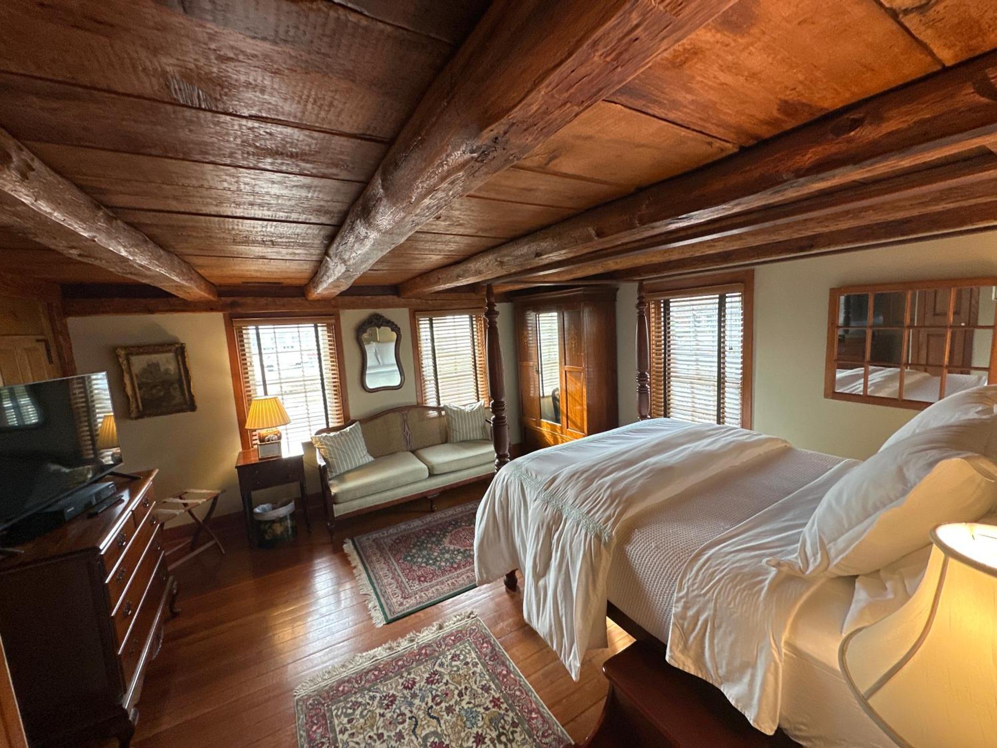 Bed and Breakfast The 1708 House Southampton Zewnętrze zdjęcie
