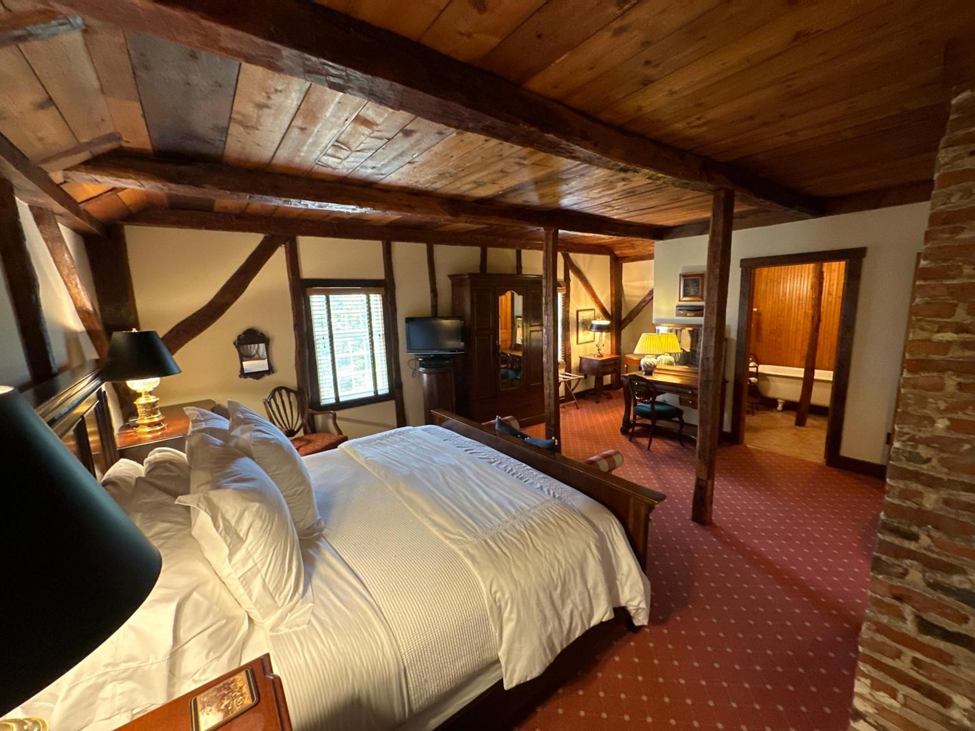 Bed and Breakfast The 1708 House Southampton Zewnętrze zdjęcie